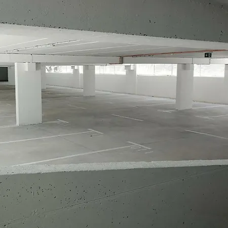 Malo Center - Rooftop, Wifi, Parking Apartmán