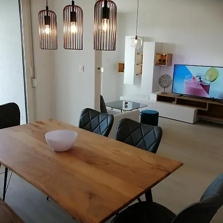 Daire Malo Center - Rooftop, Wifi, Parking *