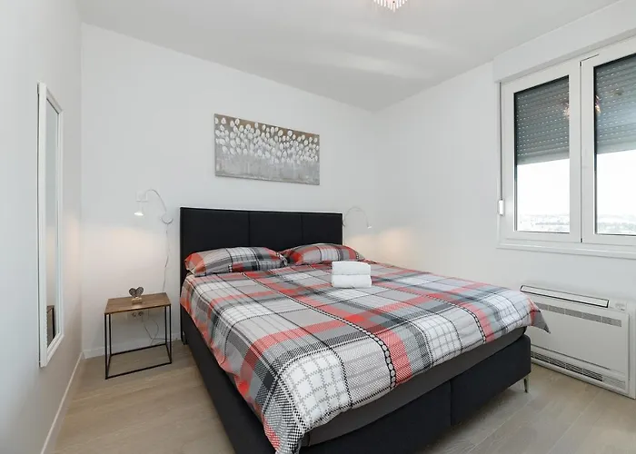 Malo Center - Rooftop, Wifi, Parking Apartament Zadar