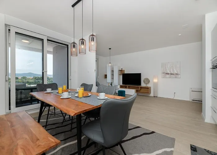 Apartament Malo Center - Rooftop, Wifi, Parking