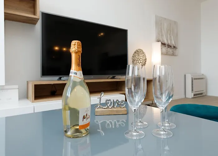 Malo Center - Rooftop, Wifi, Parking Zadar