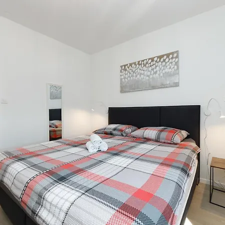 Malo Center - Rooftop, Wifi, Parking *